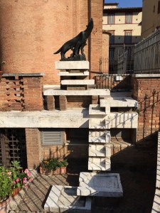 Fontaine de la contrada della Lupa