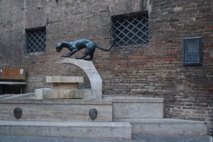 Fontaine de la Contrada della Pantera